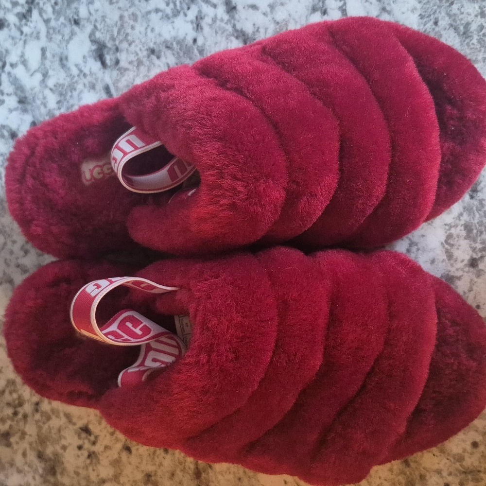 Red Fuzzy Slippers - Picture 6 of 6